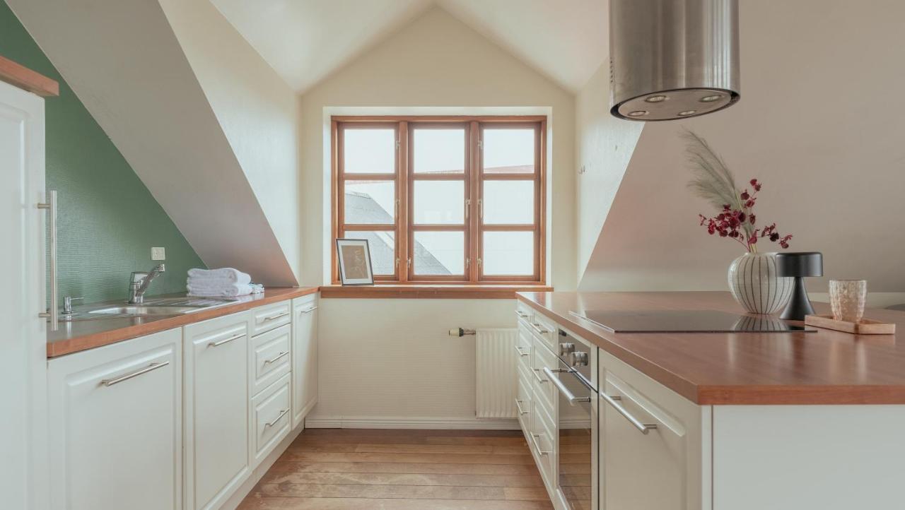 Penthouse / 4 Bedroom / Downtown / Harbour View Tórshavn Exteriör bild